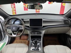 BYD Qin PLUS Glory Edition DM-i 55KM Leading - фото 10