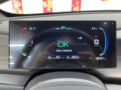 BYD Qin PLUS Glory Edition DM-i 55KM Leading - фото 13