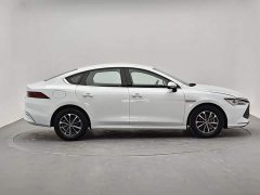 BYD Qin PLUS Glory Edition DM-i 55KM Leading - ფოტო 3
