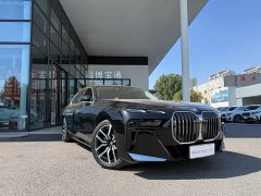 BMW 7 Series 735Li M Sport Package - ფოტო 1