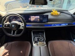 BMW 7 Series 735Li M Sport Package - ფოტო 5