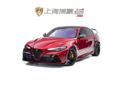 Alfa Romeo Giulia 2021 GTA - ფოტო 1