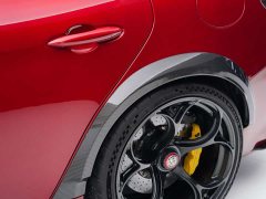 Alfa Romeo Giulia 2021 GTA - ფოტო 12