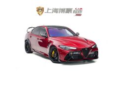 Alfa Romeo Giulia 2021 GTA - ფოტო 4