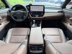 Lexus ES 300h Premium Edition - ფოტო 6