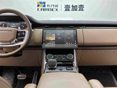 Land Rover Range Rover 3.0L V6 400PS Genesis Extended Wheelbase - ფოტო 13