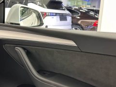 Tesla Model Y 2022 Facelift Rear-Wheel Drive - ფოტო 16