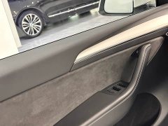 Tesla Model Y 2022 Facelift Rear-Wheel Drive - ფოტო 9