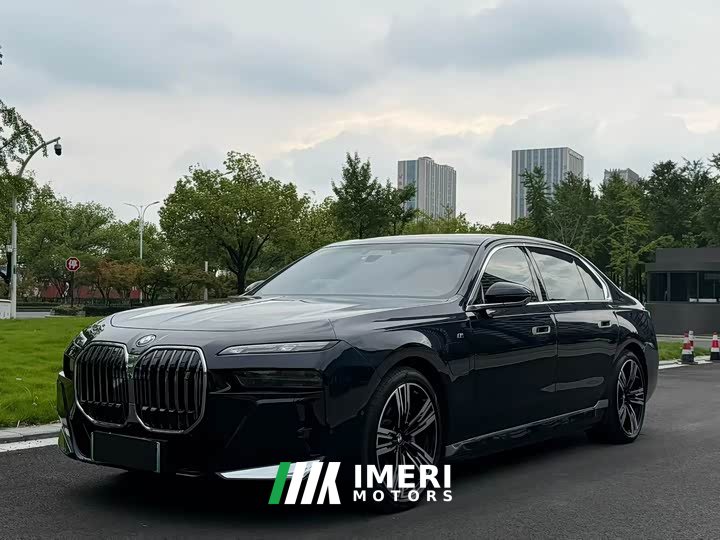 BMW i7 2023 eDrive50L M Sport Luxury Package - ავტომობილი ჩინეთიდან