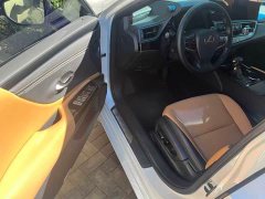Lexus ES 200 Excellence Edition - ფოტო 5