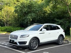 Lincoln Explorer (Imported) 2020 2.0T AWD Elite - ფოტო 1