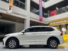 Volkswagen Tiguan L Plug-in Hybrid 430PHEV Plug-in Hybrid Premier Edition - ფოტო 5