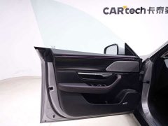 XPeng P7 586E - ფოტო 17