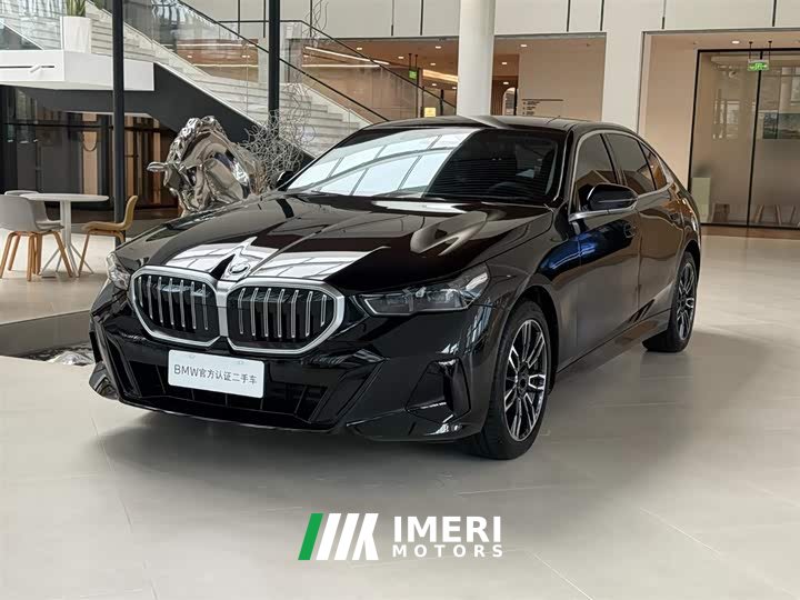 BMW 5 Series 525Li M Sport Package - ავტომობილი ჩინეთიდან
