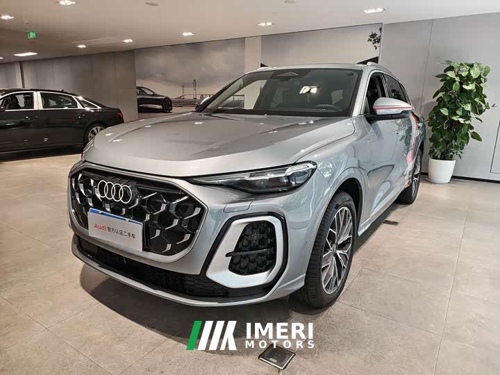 Audi Q5L 2026 2.0T Exclusive Edition for Millions of Users - ავტომობილი ჩინეთიდან