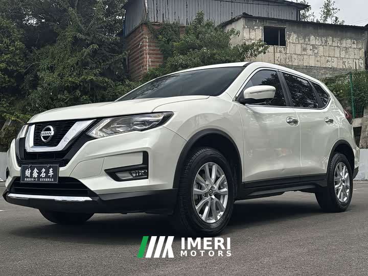 Nissan Qashqai Classic 2.0L FWD Smart Connect Premium Edition