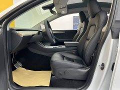 Tesla Model Y Long Range All-Wheel Drive - ფოტო 18
