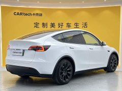 Tesla Model Y Long Range All-Wheel Drive - ფოტო 4