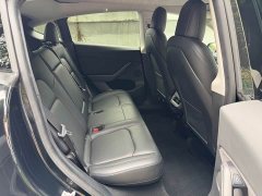 Tesla Model Y Long Range All-Wheel Drive - ფოტო 13