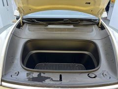 Tesla Model Y Long Range All-Wheel Drive - ფოტო 11
