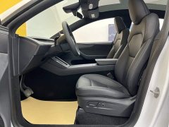 Tesla Model Y Long Range All-Wheel Drive - ფოტო 19