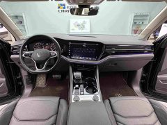 Volkswagen Touareg 2022 2.0TSI Ruishang Edition - ფოტო 11