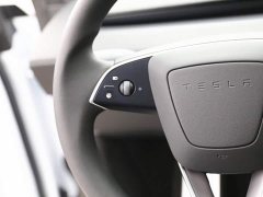 Tesla Model Y L Long Range All-Wheel Drive - ფოტო 16