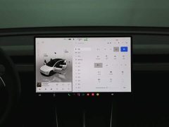 Tesla Model Y L Long Range All-Wheel Drive - ფოტო 18
