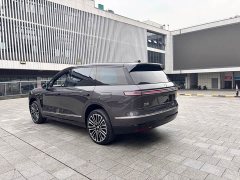 NIO ES8 2026 Six-Seat Executive Signature Edition - ფოტო 6