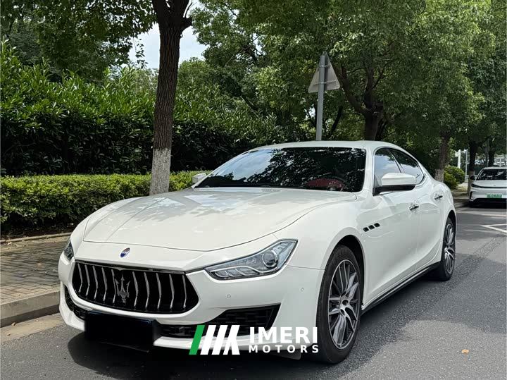 Maserati Ghibli 2.0T Sharp Edition