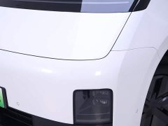Li Auto MEGA Home Family Edition - ფოტო 4