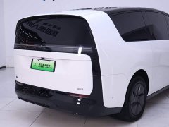 Li Auto MEGA Home Family Edition - ფოტო 8