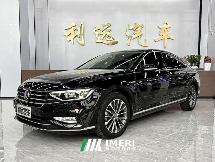 Volkswagen Magotan 2020 330TSI DSG Luxury - ავტომობილი ჩინეთიდან