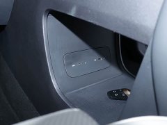 Voyah Lantu Dreamchaser PHEV AWD Flagship Kunpeng Edition - ფოტო 15