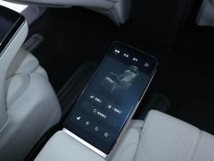 Voyah Lantu Dreamchaser PHEV AWD Flagship Kunpeng Edition - ფოტო 20