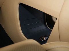 Voyah Lantu Dreamchaser PHEV AWD Luxury Qiankun Edition - ფოტო 15