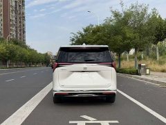 Buick GL8 New Energy Luzun Respect Edition 7-Seater - ფოტო 3