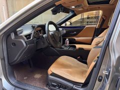 Lexus ES 2022 300h Premium Edition - ფოტო 5