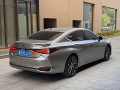 Lexus ES 2022 300h Premium Edition - ფოტო 9
