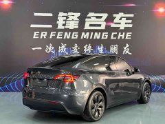 Tesla Model Y Rear-Wheel Drive - ფოტო 4