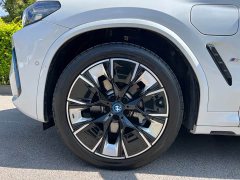 BMW iX3 Leadership Edition - ფოტო 3