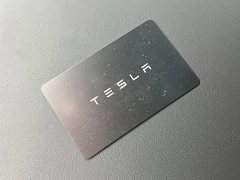 Tesla Model Y Long Range All-Wheel Drive - ფოტო 19