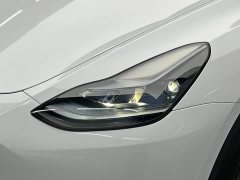 Tesla Model Y Long Range All-Wheel Drive - ფოტო 9