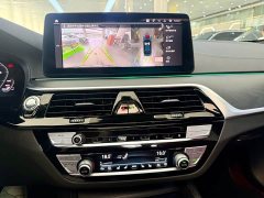 BMW 5 Series 530Li Luxury M Sport Package - ფოტო 11