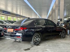 BMW 5 Series 530Li Luxury M Sport Package - ფოტო 17