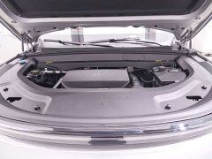 Li Auto L9 Ultra - ფოტო 16