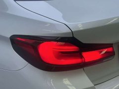 BMW 5 Series Facelift 525Li M Sport Package - ფოტო 4