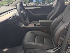 Tesla Model Y Rear-Wheel Drive - ფოტო 11
