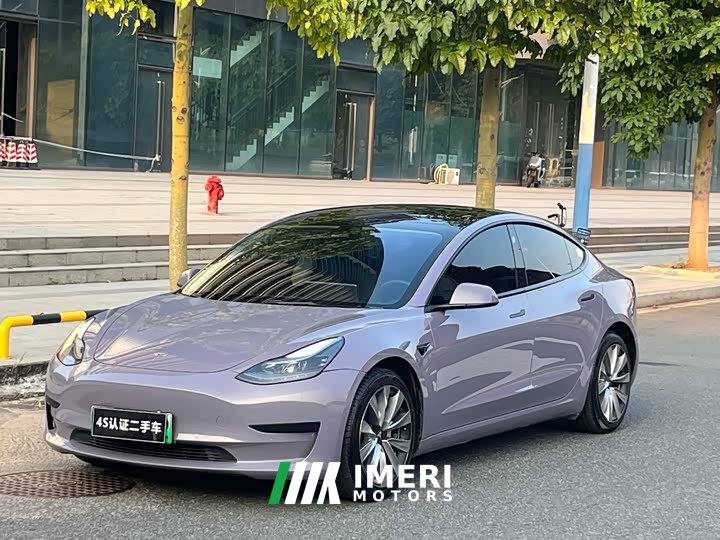 Tesla Model 3 Rear-Wheel Drive
