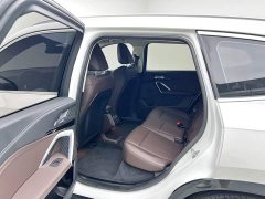 BMW iX1 eDrive25L X Design Package - ფოტო 11